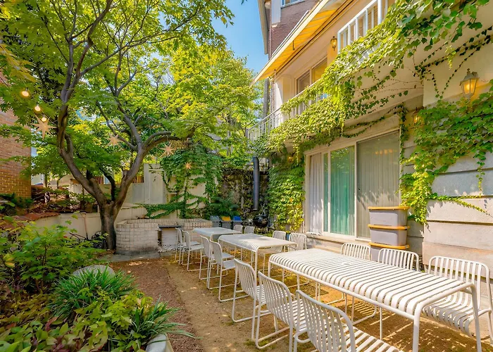 Sg Tailored Service 5 Min Walk From Metro Vakantiehuis Seoel
