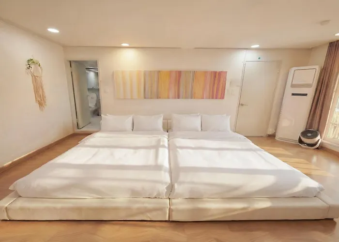 Sg Tailored Service 5 Min Walk From Metro * Seoel