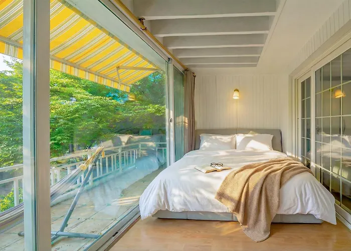 Vakantiehuis Sg Tailored Service 5 Min Walk From Metro