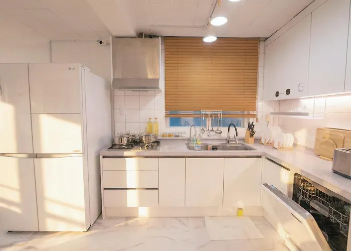 Sg Tailored Service 5 Min Walk From Metro Seoel